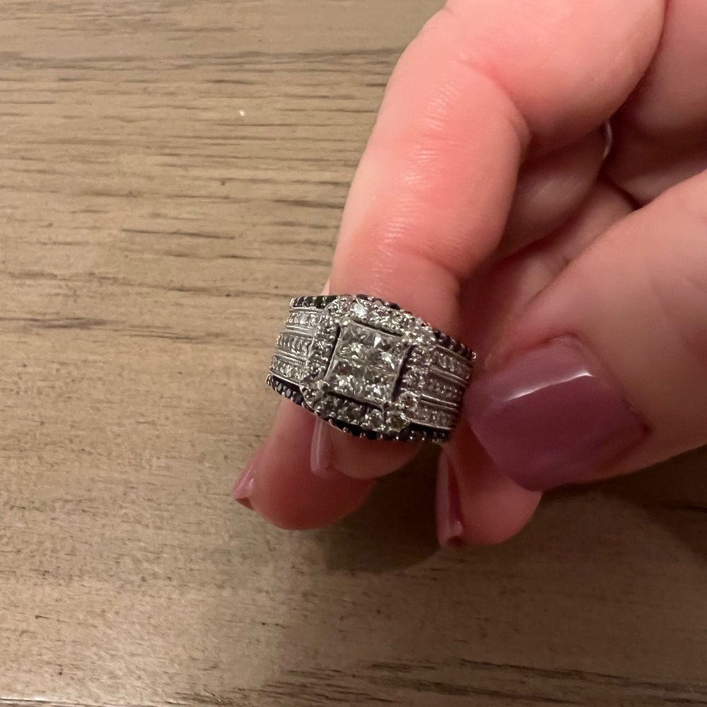 Wedding ring bridal set